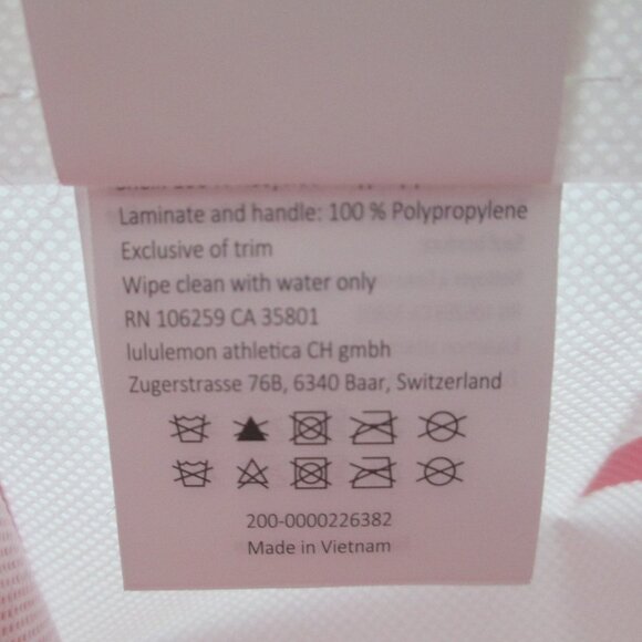 LARGE LULULEMON TOTE BAG - Picture 15 of 15